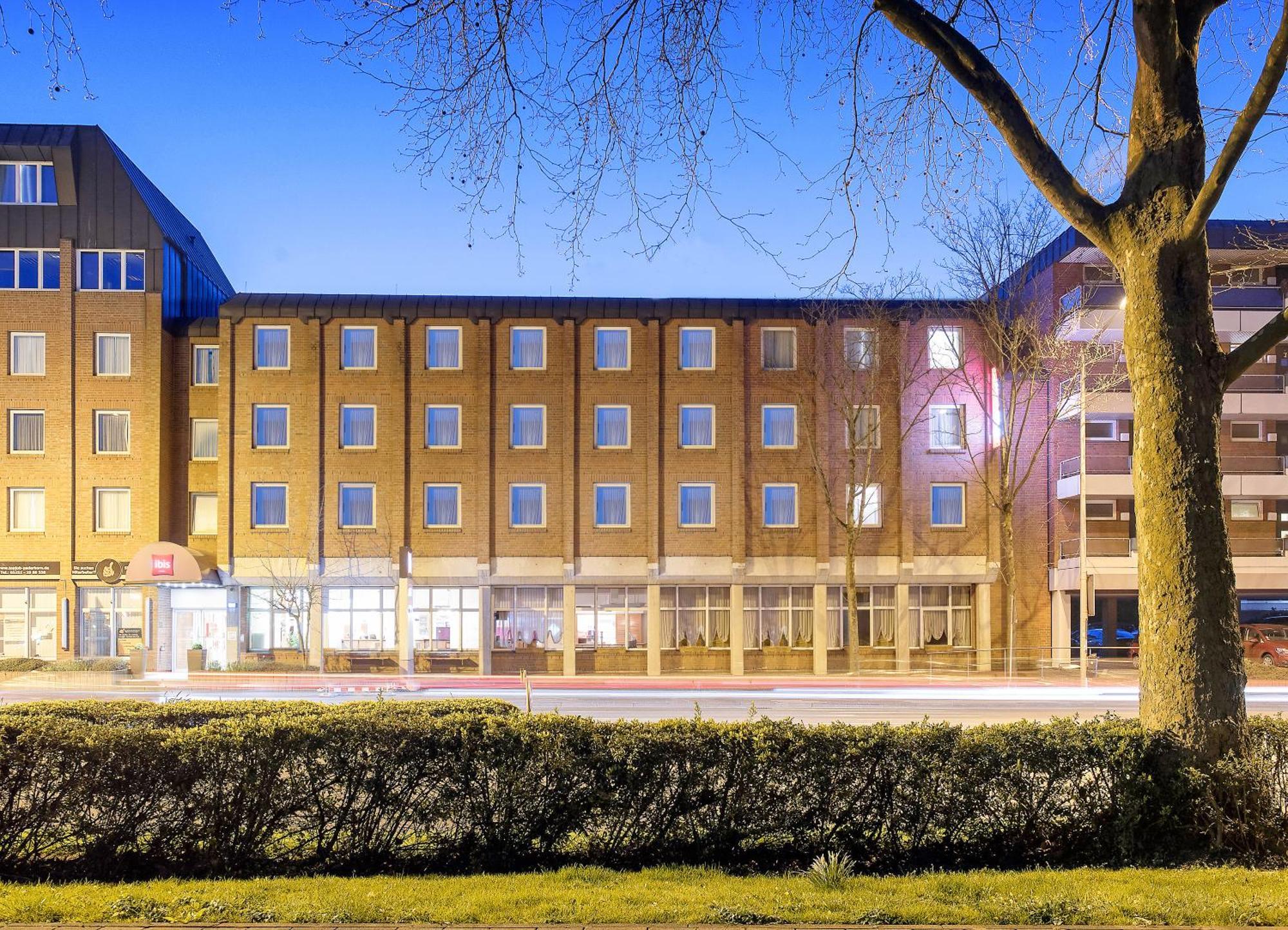 Ibis Paderborn City Εξωτερικό φωτογραφία