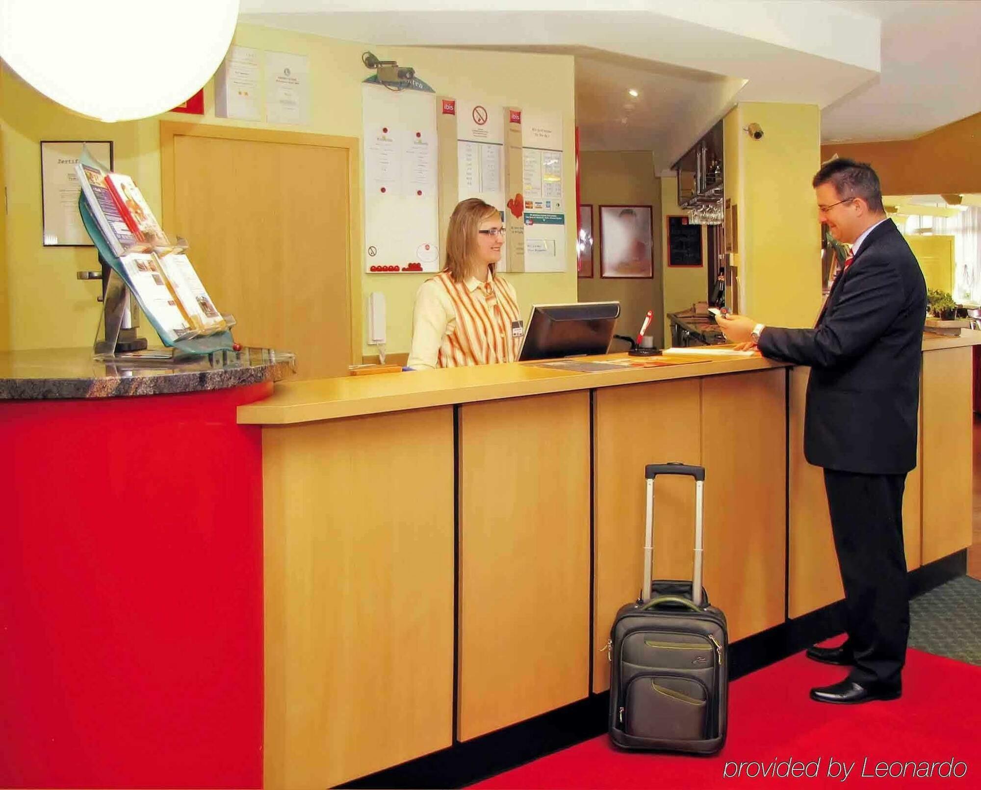 Ibis Paderborn City Εξωτερικό φωτογραφία